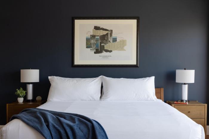 the courier hotel