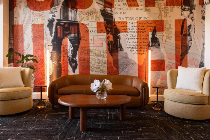 the courier hotel
