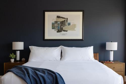 the courier hotel