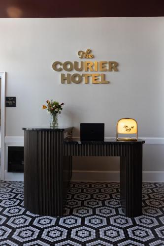the courier hotel