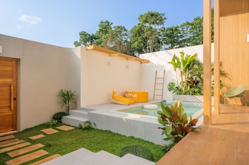 pama khaoyai lifestyle pool villas