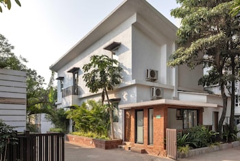 nerul nirvana nest by dia hotels
