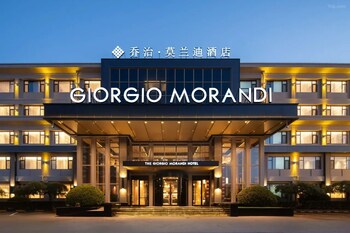 giorgio morandi hotel langfang wanda plaza