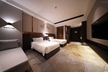 giorgio morandi hotel langfang wanda plaza