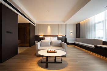 giorgio morandi hotel bazhou