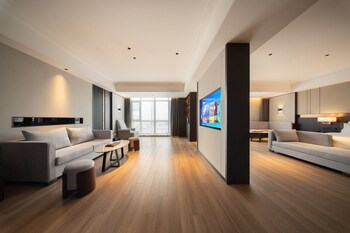 giorgio morandi hotel bazhou