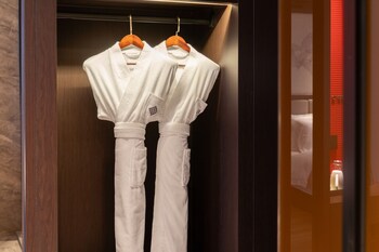 giorgio morandi hotel bazhou