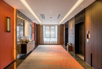 giorgio morandi hotel xuyi kejie central mall