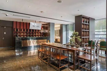 giorgio morandi hotel xuyi kejie central mall