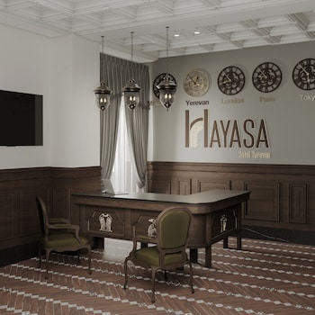 hayasa hotel old yerevan