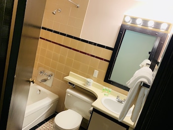 hotel at the waldorf