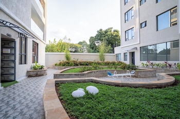 royal oaks residency