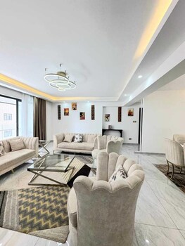 royal oaks residency