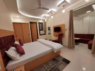 hotel kailash near deoria baraon rd