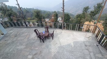 Manaskhand Homestay Ranikhet Near Nh109,,2 star
