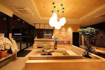 rita hotel namba