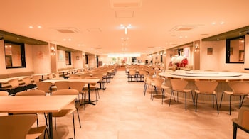 rita hotel namba