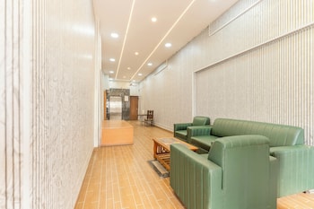Itsy Hotels Sri Nidhi Executive,,3 star
