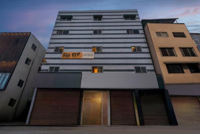itsy hotels sri nidhi executive