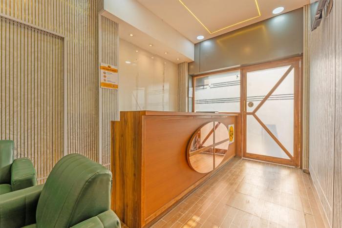itsy hotels sri nidhi executive