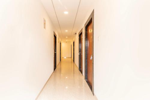 itsy hotels sri nidhi executive