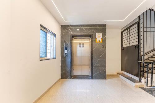itsy hotels sri nidhi executive