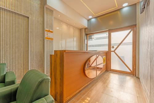 itsy hotels sri nidhi executive