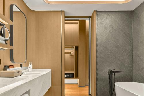 ac hotels by marriott hangzhou