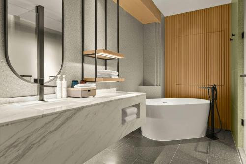 ac hotels by marriott hangzhou