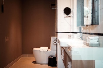brique suite hotel chiangmai