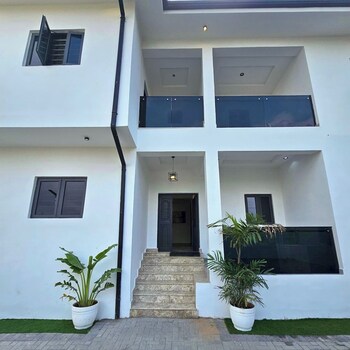 Risacare Luxury Apartment,,5 star