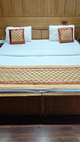 hotel ech aar kargil