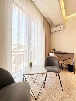 North Star Hotel,,3 star