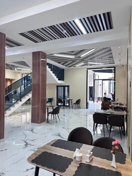 North Star Hotel,,3 star
