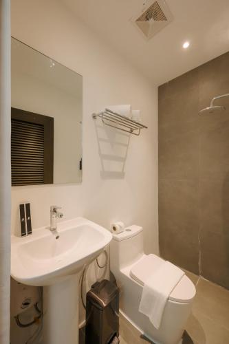 J Boutique El Nido Managed By H Hospital,,2 star