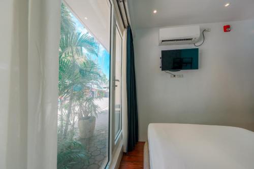 J Boutique El Nido Managed By H Hospital,,2 star