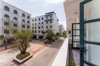 leono coast hotel phu quoc