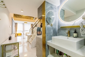 shanghai stylish loft with 2b