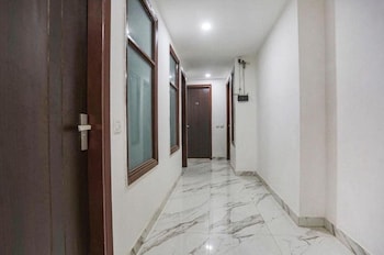 hotel aiims 20 four 7