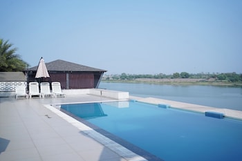 Riviera Resort And Hotels,,3 star