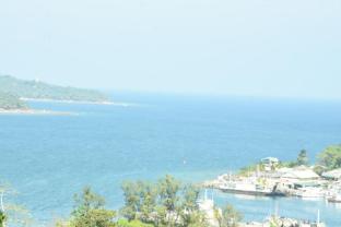 sea shore in