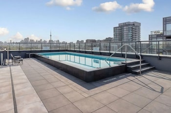 Nester Finn West Queen West,,4 star