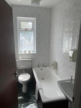 Moorville Hall Hotel,,2 star