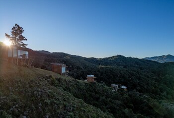 romantic cabin with amazing view vst002