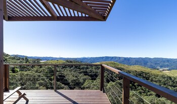 romantic cabin with amazing view vst002