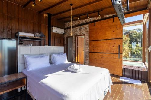 romantic cabin with amazing view vst002