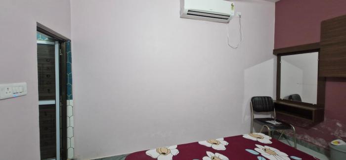 hanumant kripa paying guest house