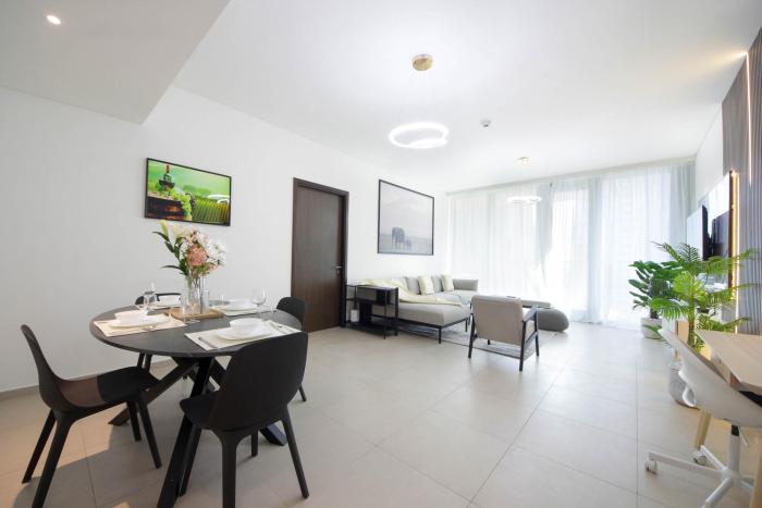 spacious 2bhk boulevard heights