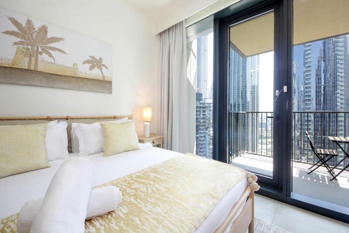 spacious 2bhk boulevard heights
