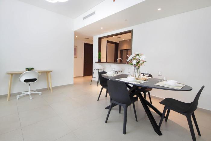 spacious 2bhk boulevard heights